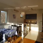 公寓 A Peaceful Two Floor With A Sea View *