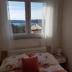 A Peaceful Two Floor With A Sea View * Jadranovo
