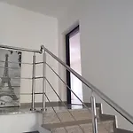 A Peaceful Two Floor With A Sea View 公寓