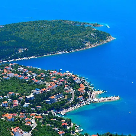 A Peaceful Two Floor With A Sea View * Jadranovo