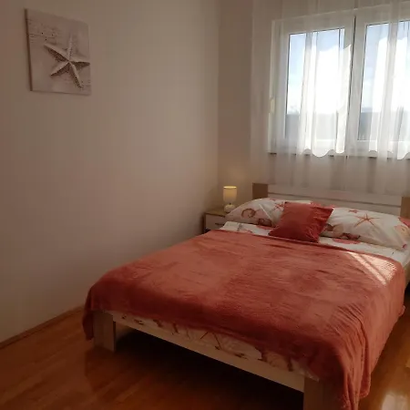 Apartment A Peaceful Two Floor With A Sea View *